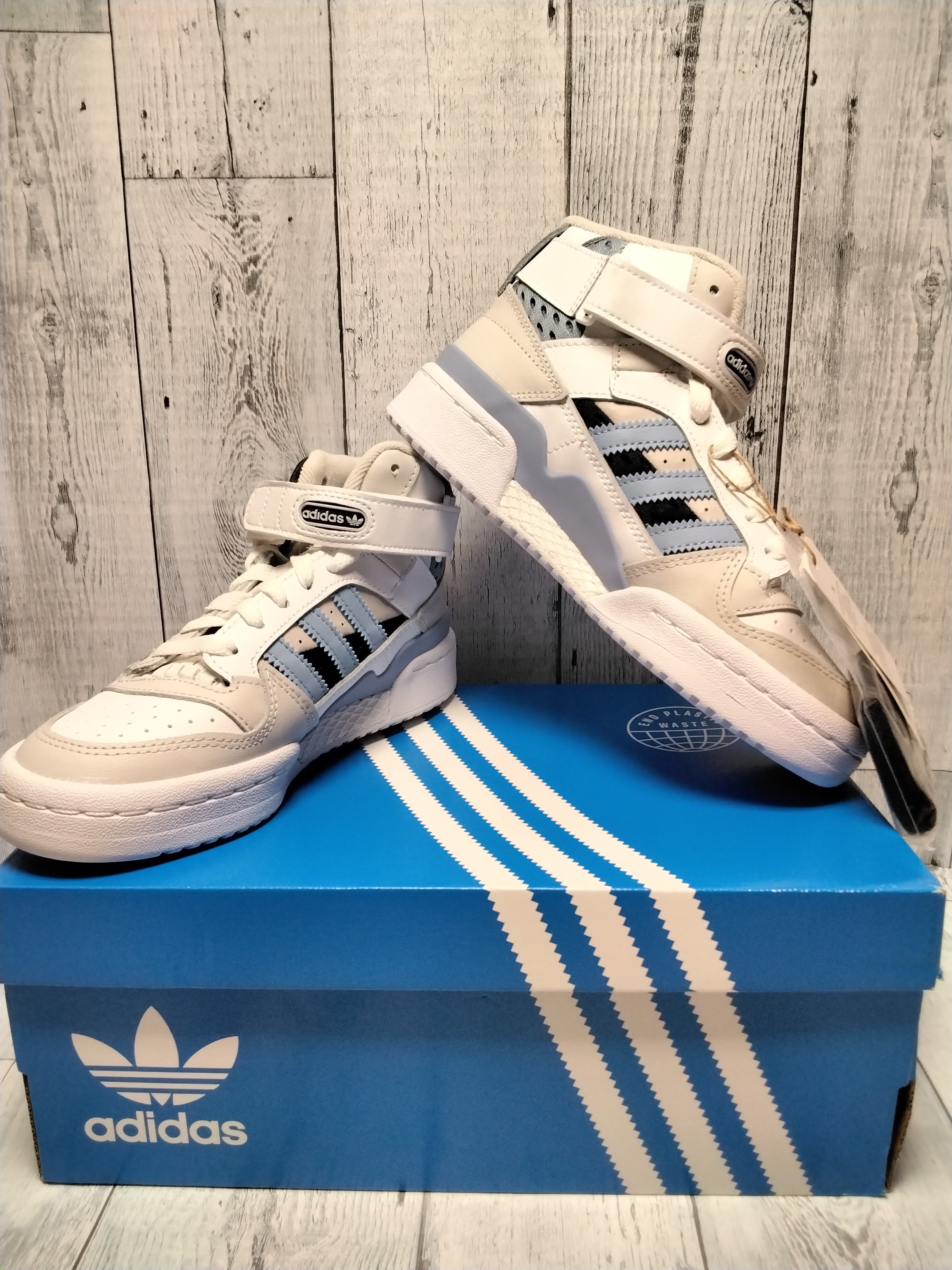 adidas Originals Unisex-Child Forum Mid Sneaker Sz 4 *NEW* (7844904337646)